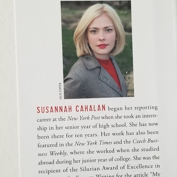 Brain on Fire: My Month‎ of Madness Hardcover Book by Susannah Cahalan - Picture 6 of 6